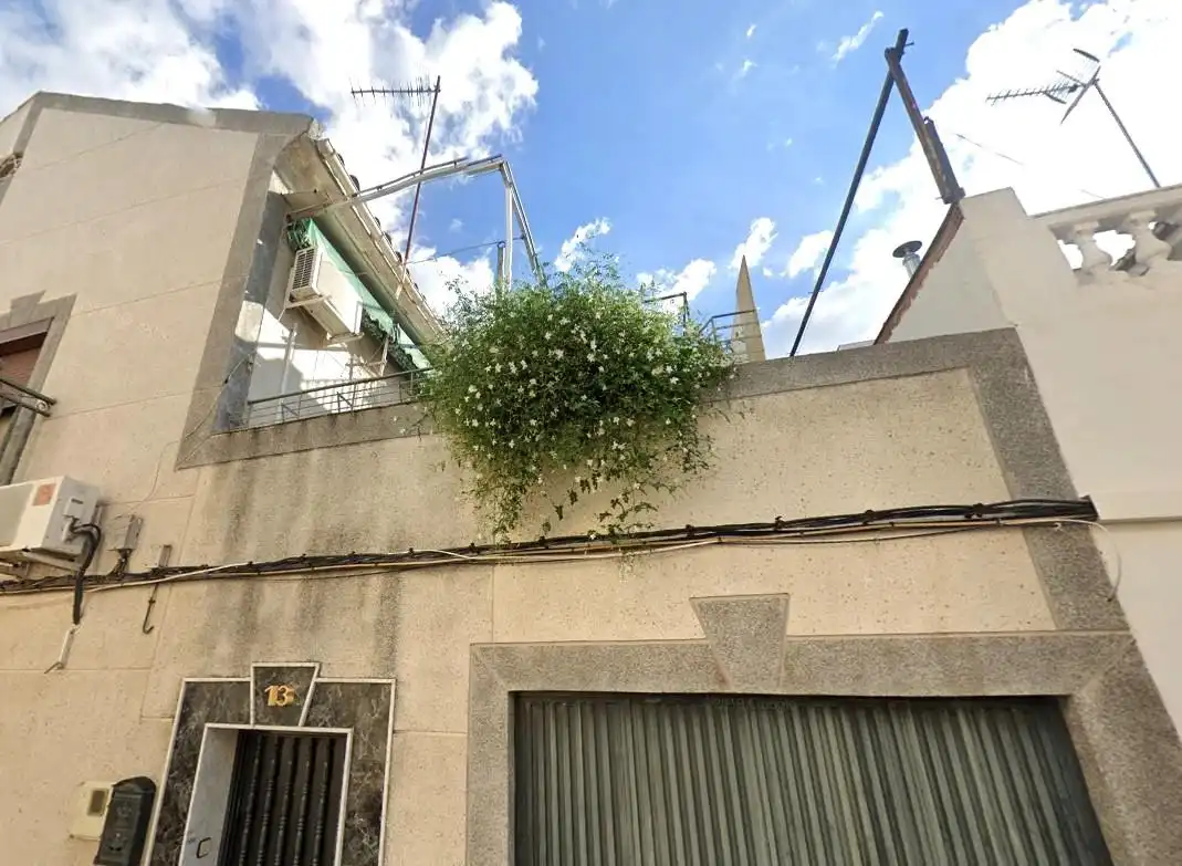 House for sale in Del Padre Poveda