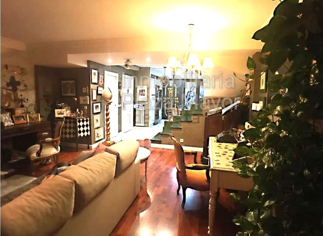 Duplex for sale in Salamanca Capital  with Heating, Terrace and Furnished