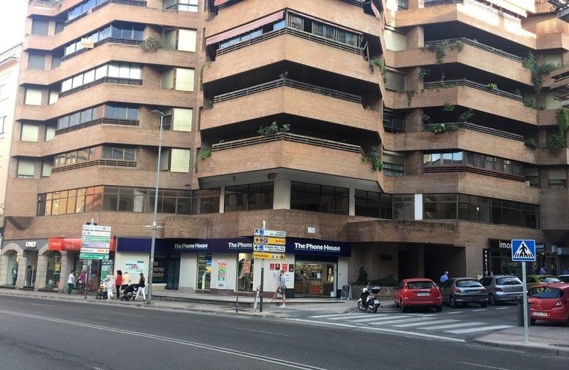Exterior view of Office to rent in Cáceres Capital  with Air Conditioner and Heating