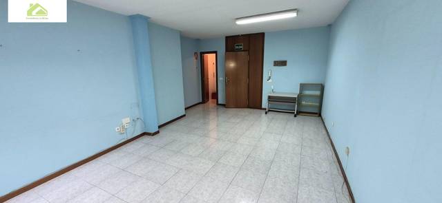 Oficina en Alquiler en Casco Antiguo