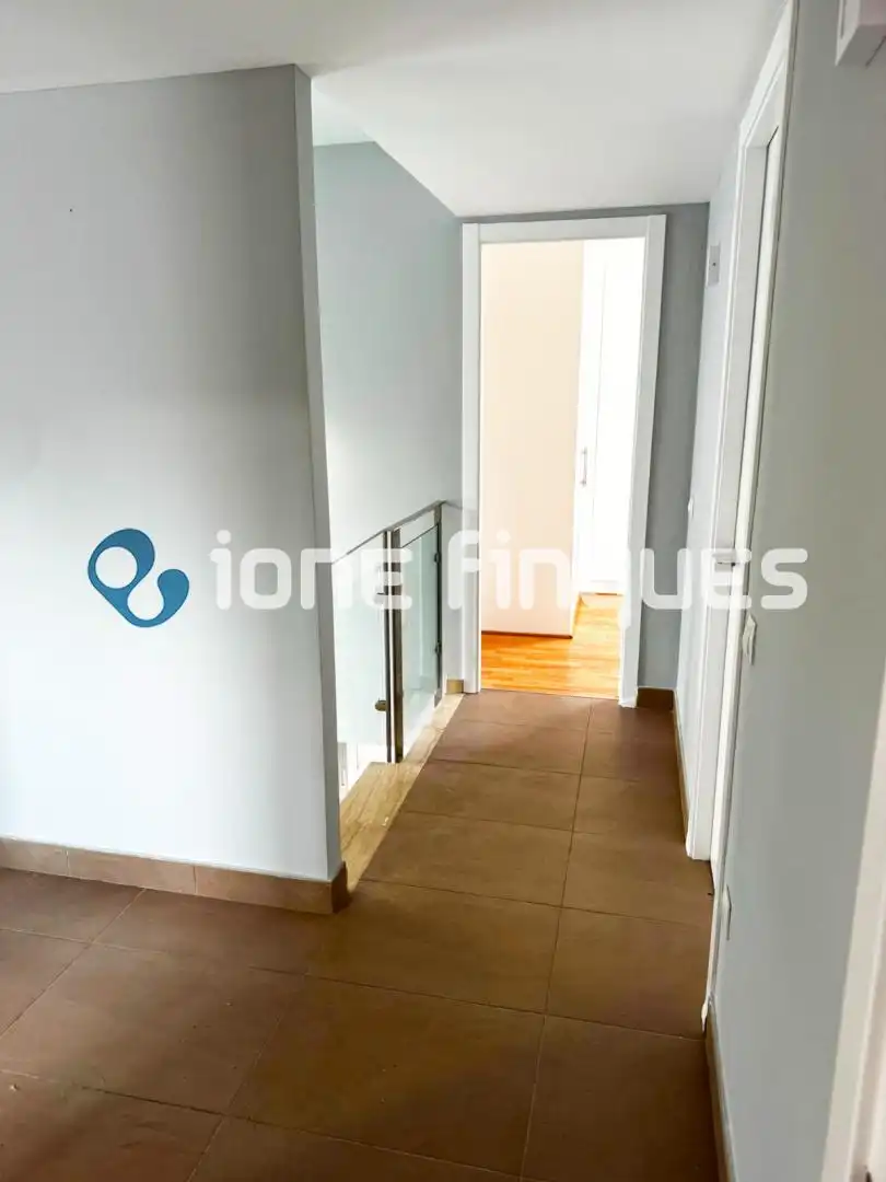 Casa o chalet en venta en Rubí con Calefacción, Terraza y Piscina