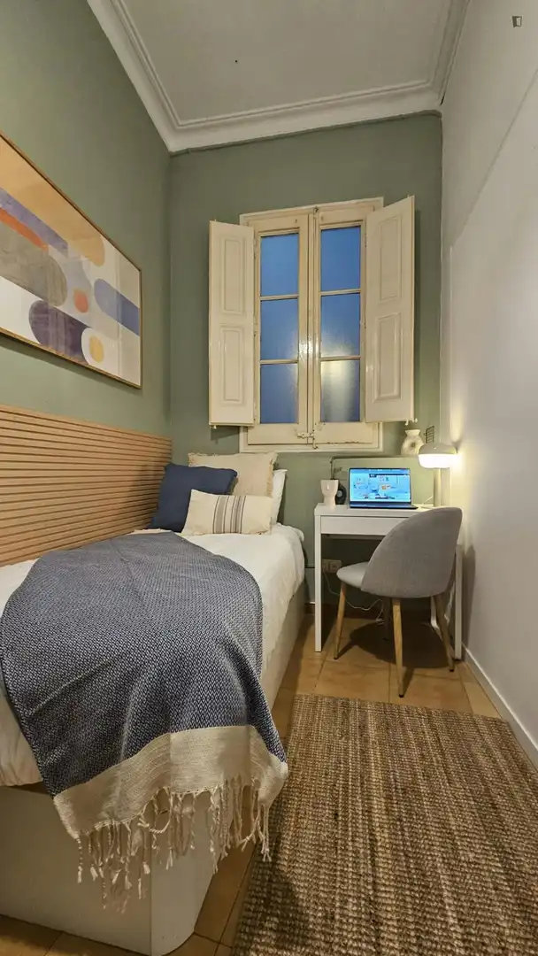 Habitación en La Nova Esquerra de l'Eixample