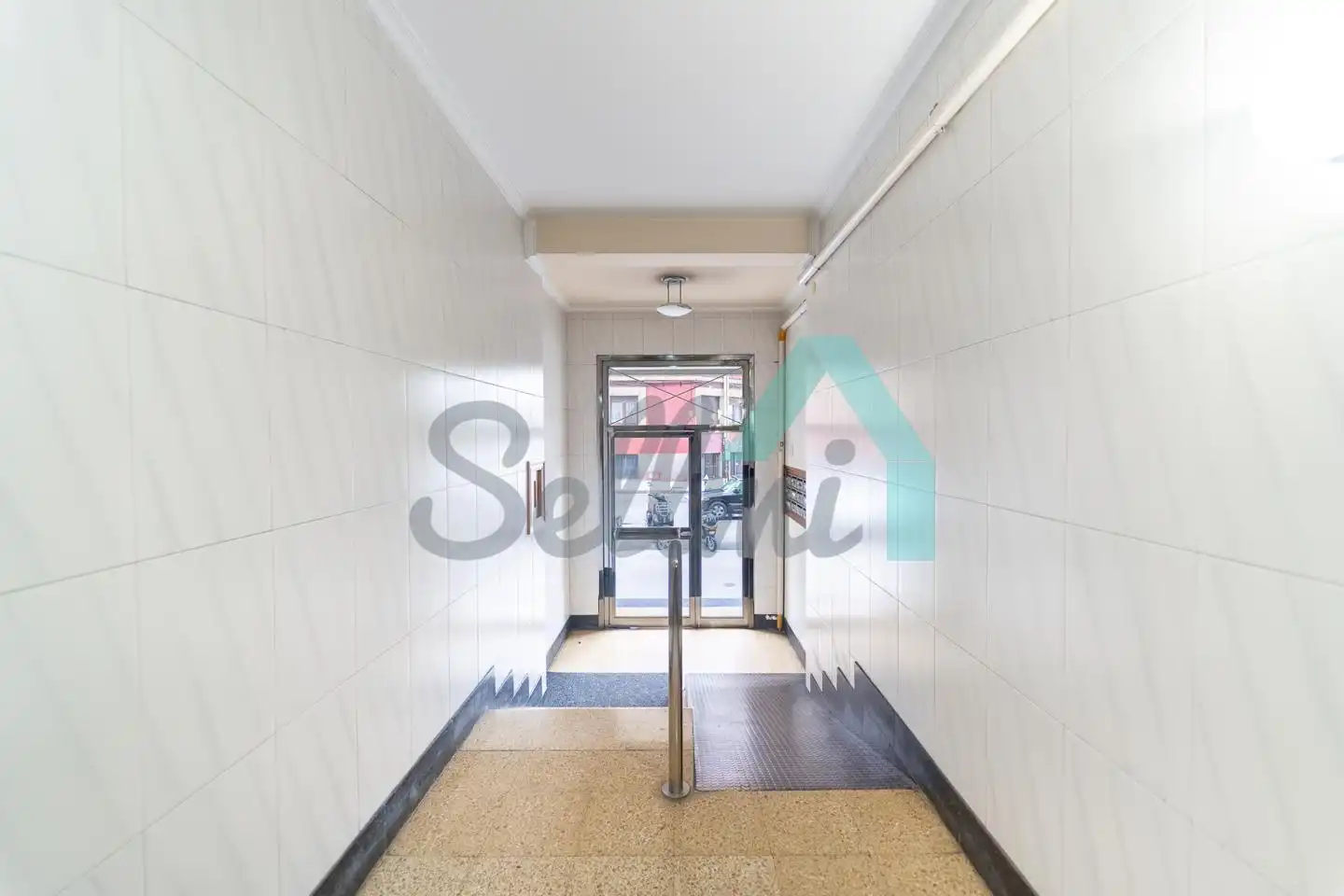 Flat for rent in Oviedo   with Heating, Furnished and Internet