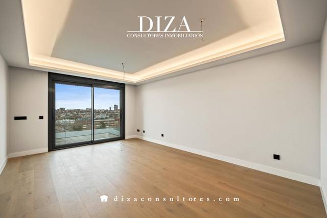 Piso en Alquiler en De Mesena en Pinar del Rey