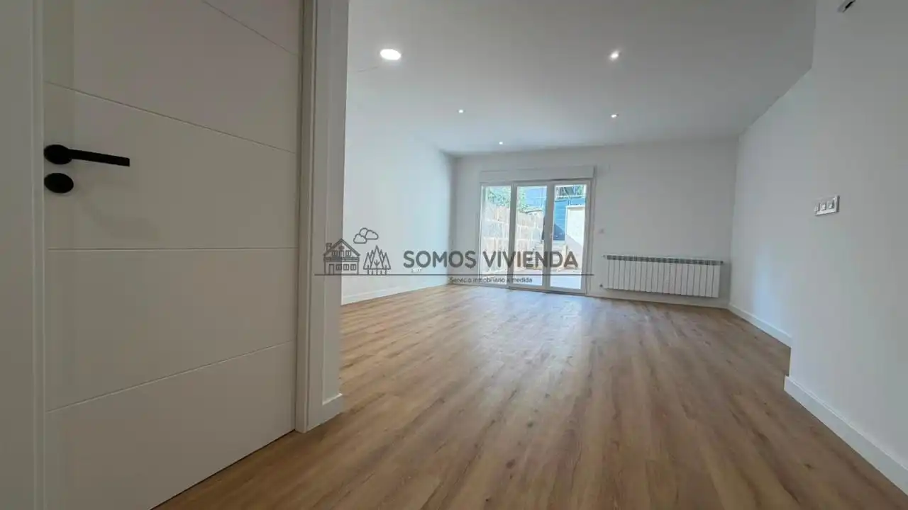 Sala d'estar de Apartament en venda en Ourense Capital  amb Calefacció i Terrassa