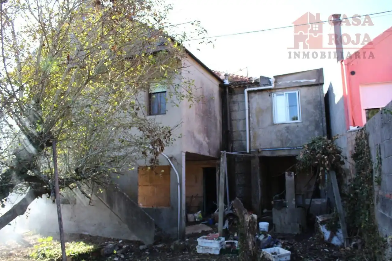 Vista exterior de Casa o xalet en venda en Cangas  amb Traster