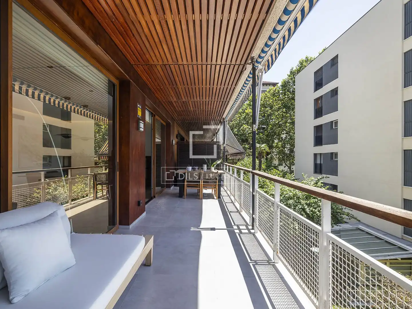 Terraza de Piso en venta en Barcelona con Aire acondicionado, Calefacción y Terraza