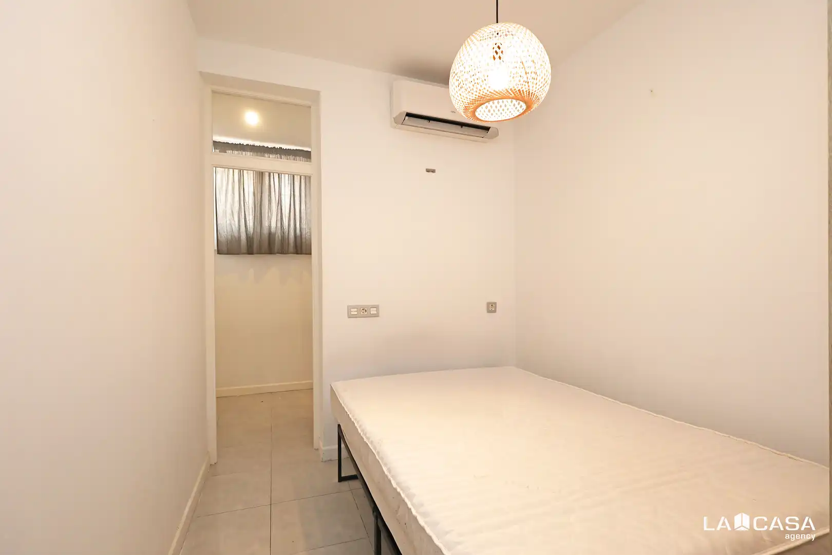 Piso en venta en Carrer de Salvà, El Poble Sec - Parc de Montjuïc