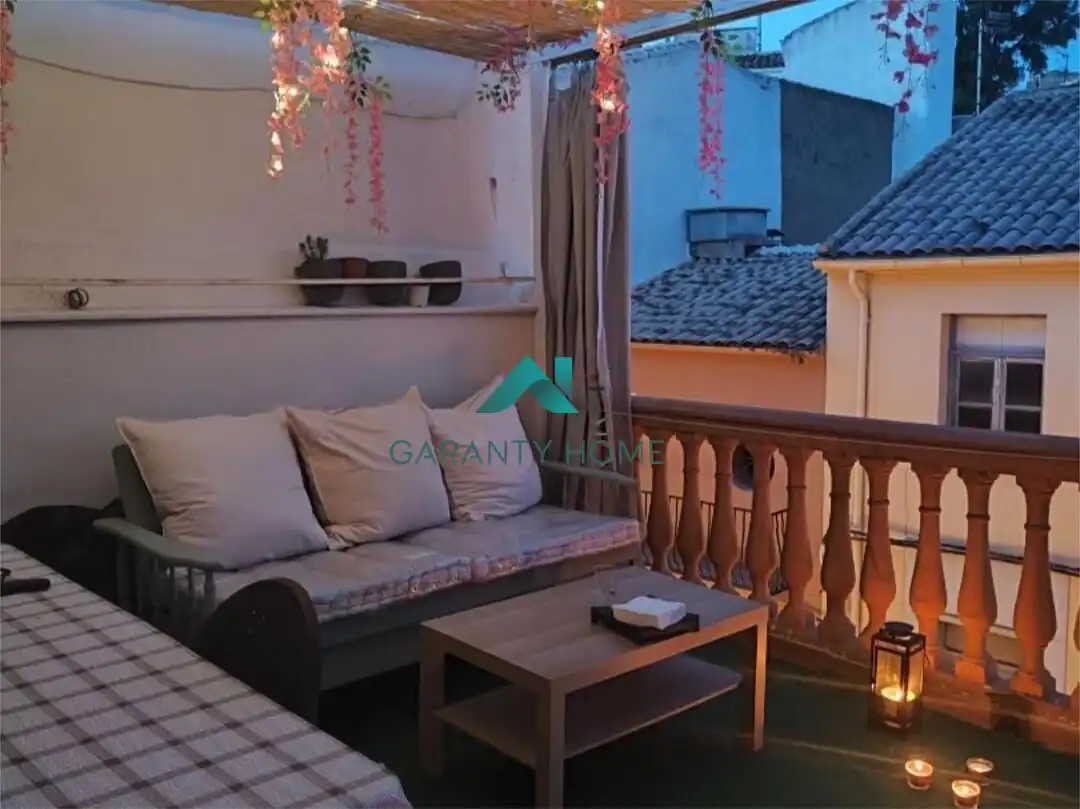 Piso con terraza en venta en Martos