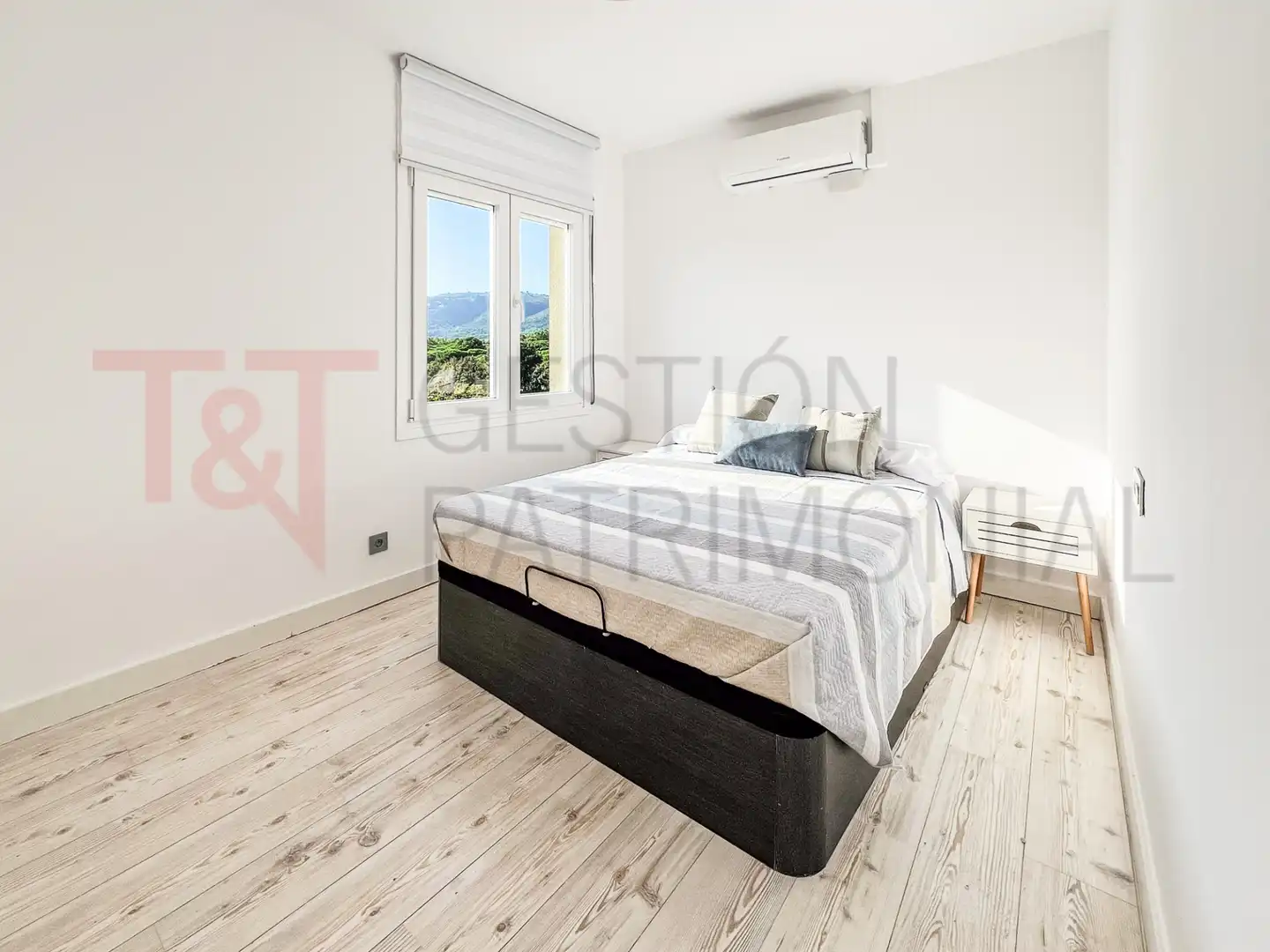 Bedroom of Flat for sale in Castell d'Aro, Platja d'Aro i s'Agaró  with Air Conditioner, Heating and Terrace