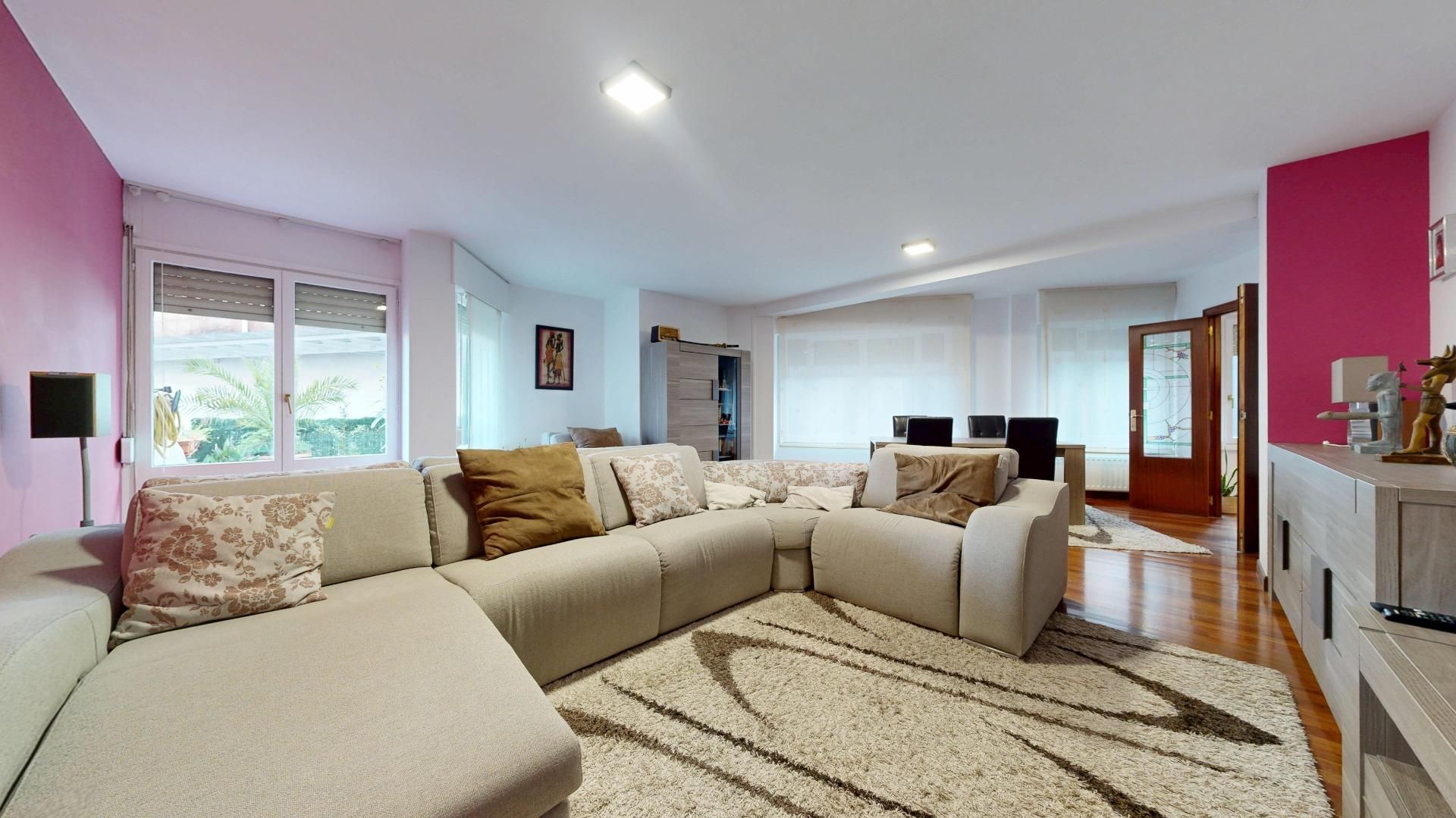 Wohnzimmer von Wohnung zum verkauf in Zeanuri mit Heizung, Terrasse und Abstellraum