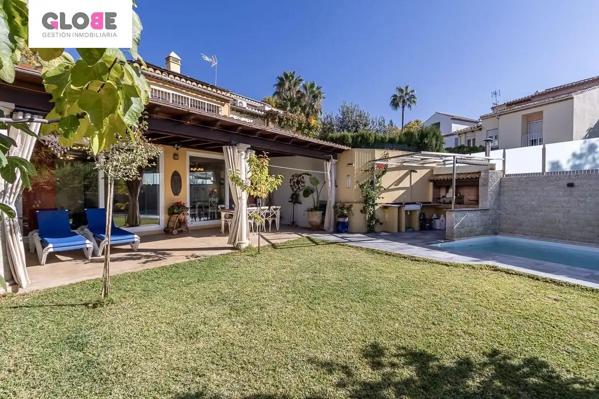 Casa con terraza en venta en Genil, imagen 3