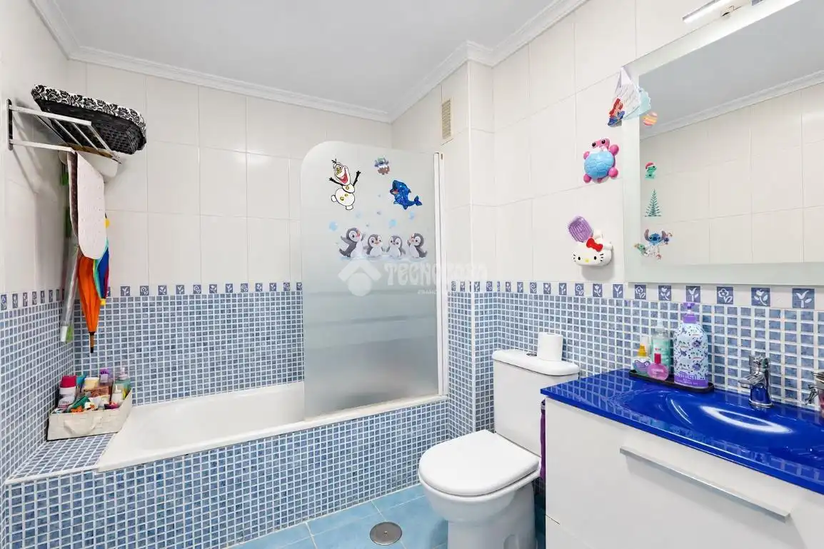 Baño de Piso en venta en Seseña con Terraza y Trastero