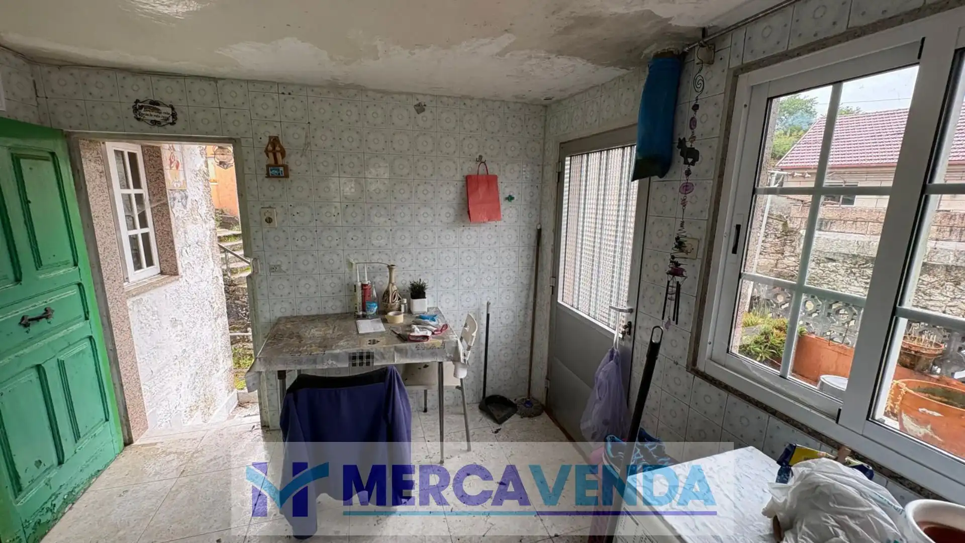 Cocina de Casa o chalet en venta en Covelo con Terraza y Amueblado