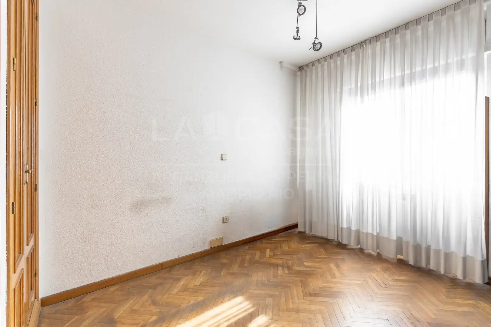 Bedroom of Flat for sale in Madrid  with Heating, Terrace and Balcony