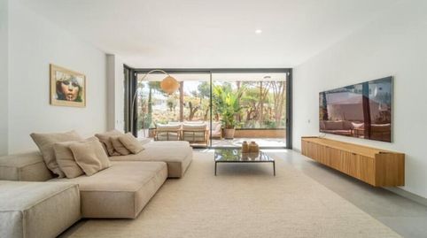 Ático Dúplex Moderno con Piscina Privada y Vistas Panorámicas al Mar en Cabopino, imatge 3