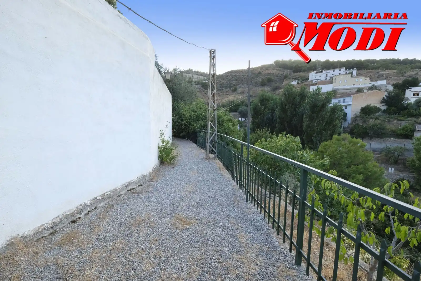 Casa rústica amb jardí en venda a Villamena, imagen 25