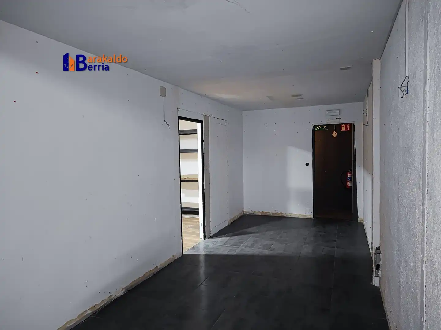 Nave industrial en venta en Valle de Trápaga-Trapagaran