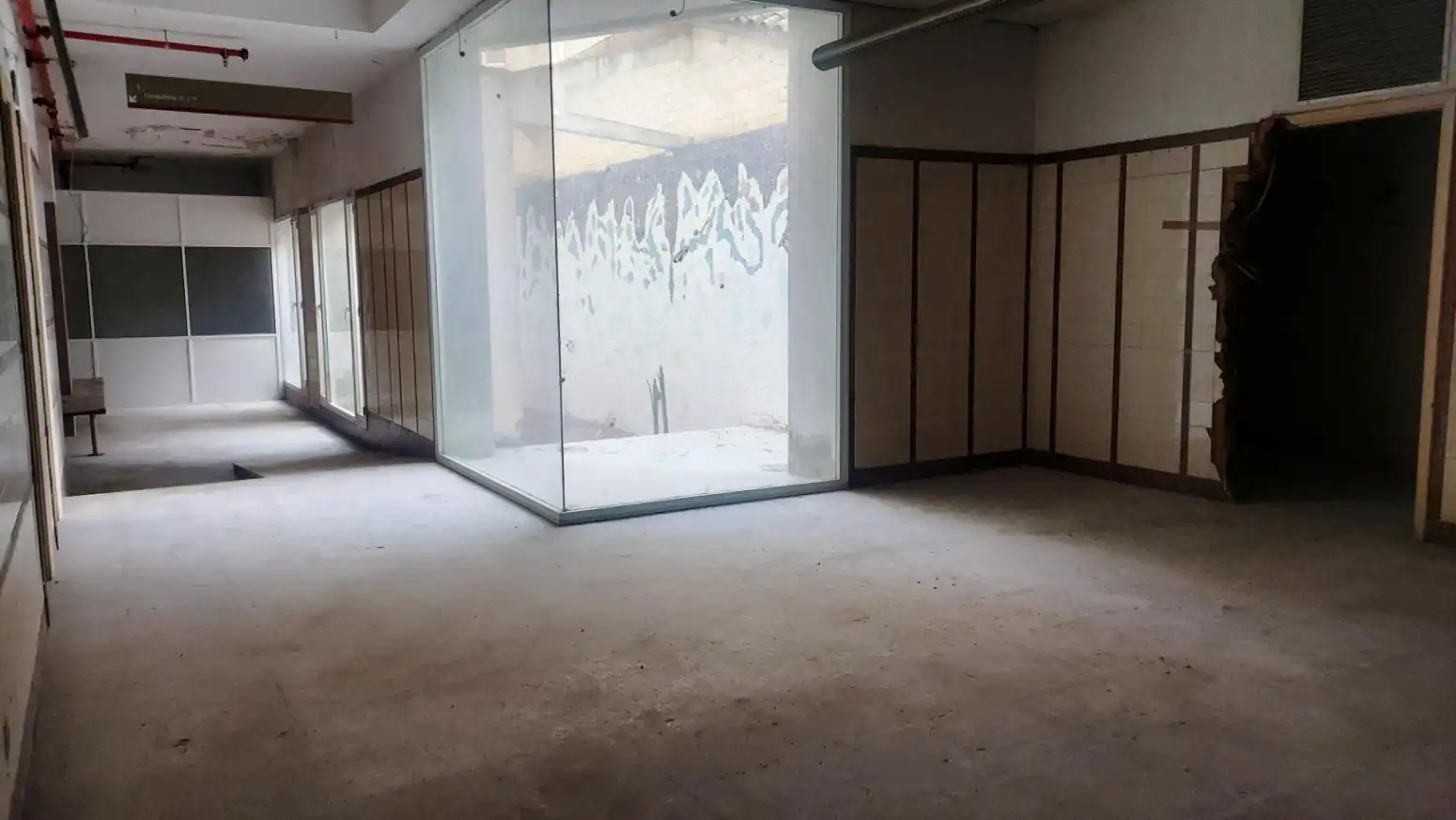 Local comercial en venda a Reus - Calle ANTONI FABRA I RIBAS, imagen 3