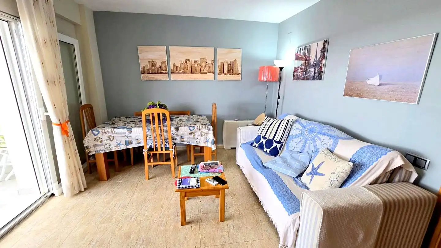 Wohnzimmer von Wohnungen zur Miete in Gandia mit Terrasse und Möbliert