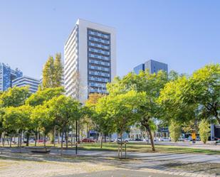 Exterior view of Flat for sale in L'Hospitalet de Llobregat  with Air Conditioner, Heating and Balcony