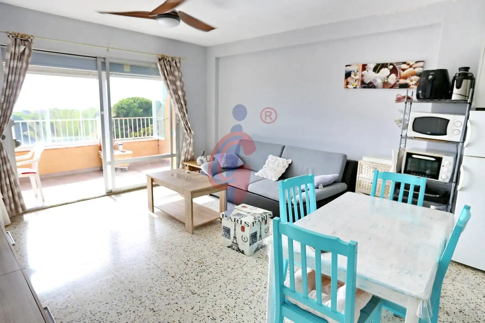 Sala d'estar de Apartament en venda en Guardamar del Segura amb Moblat