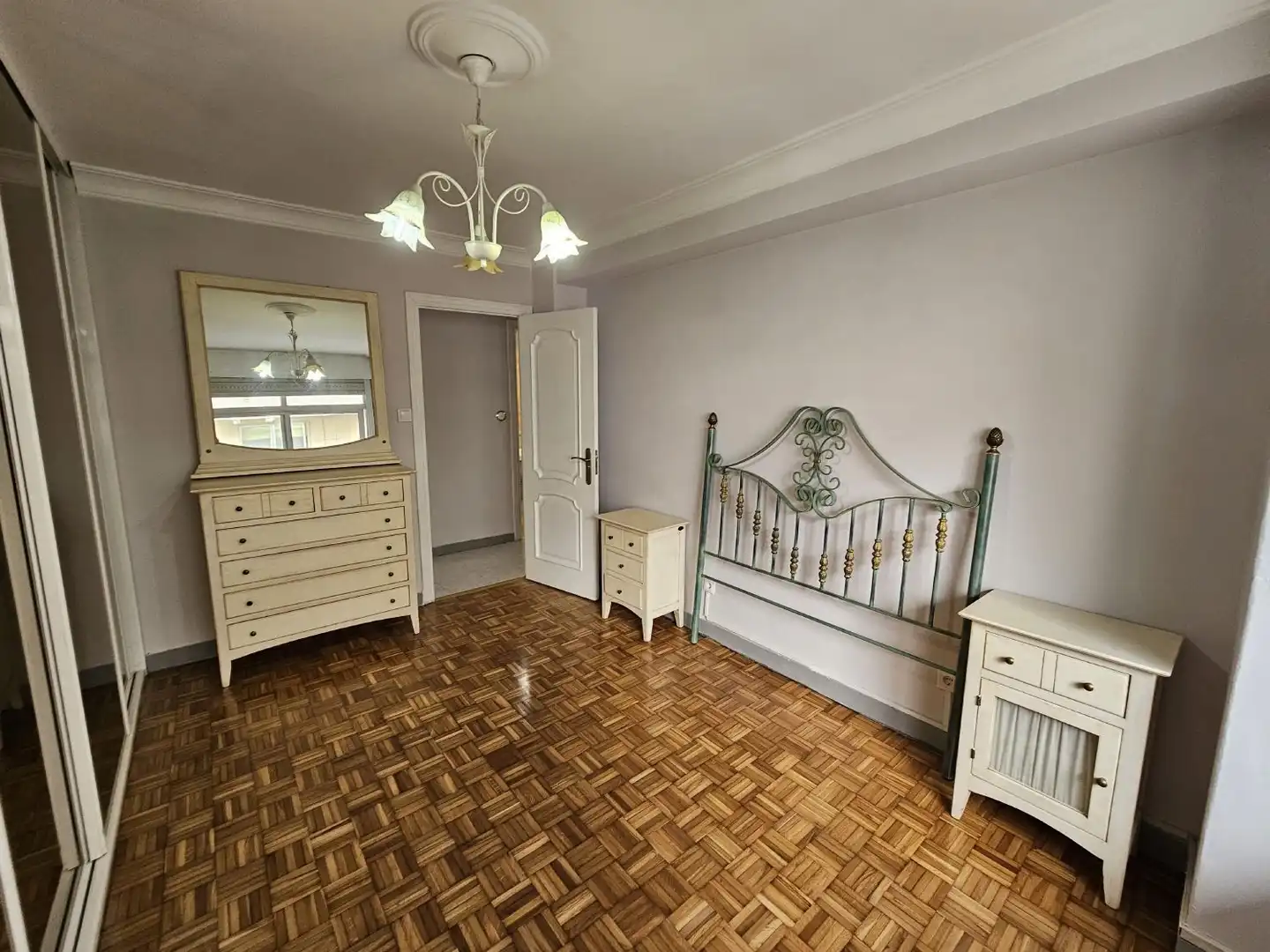 Habitación de Piso en venta en A Coruña Capital  con Calefacción
