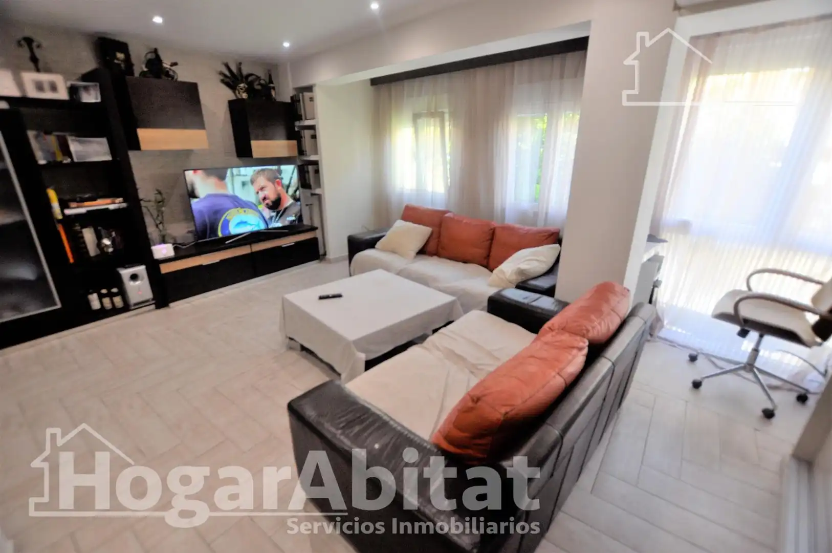 Sala d'estar de Pis en venda en  Valencia Capital amb Aire condicionat