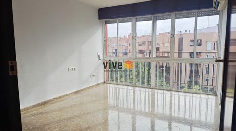 Foto 4 de Piso de alquiler en Calle Felipe II, El Porvenir, Sevilla Capital