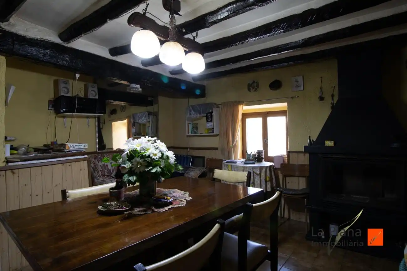 Maison rustique avec jardin à vendre à La Pobla de Benifassà, imagen 4