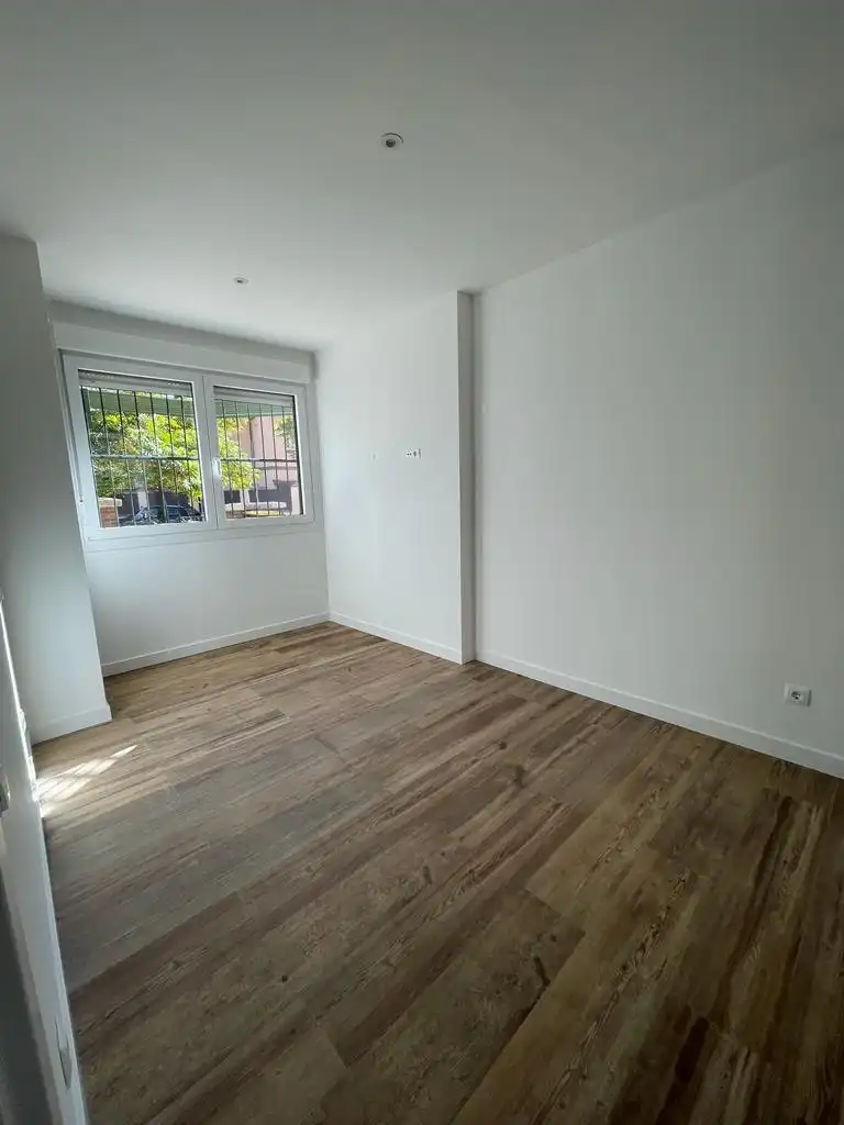 Bedroom of Flat for rent in Madrid  with Air Conditioner