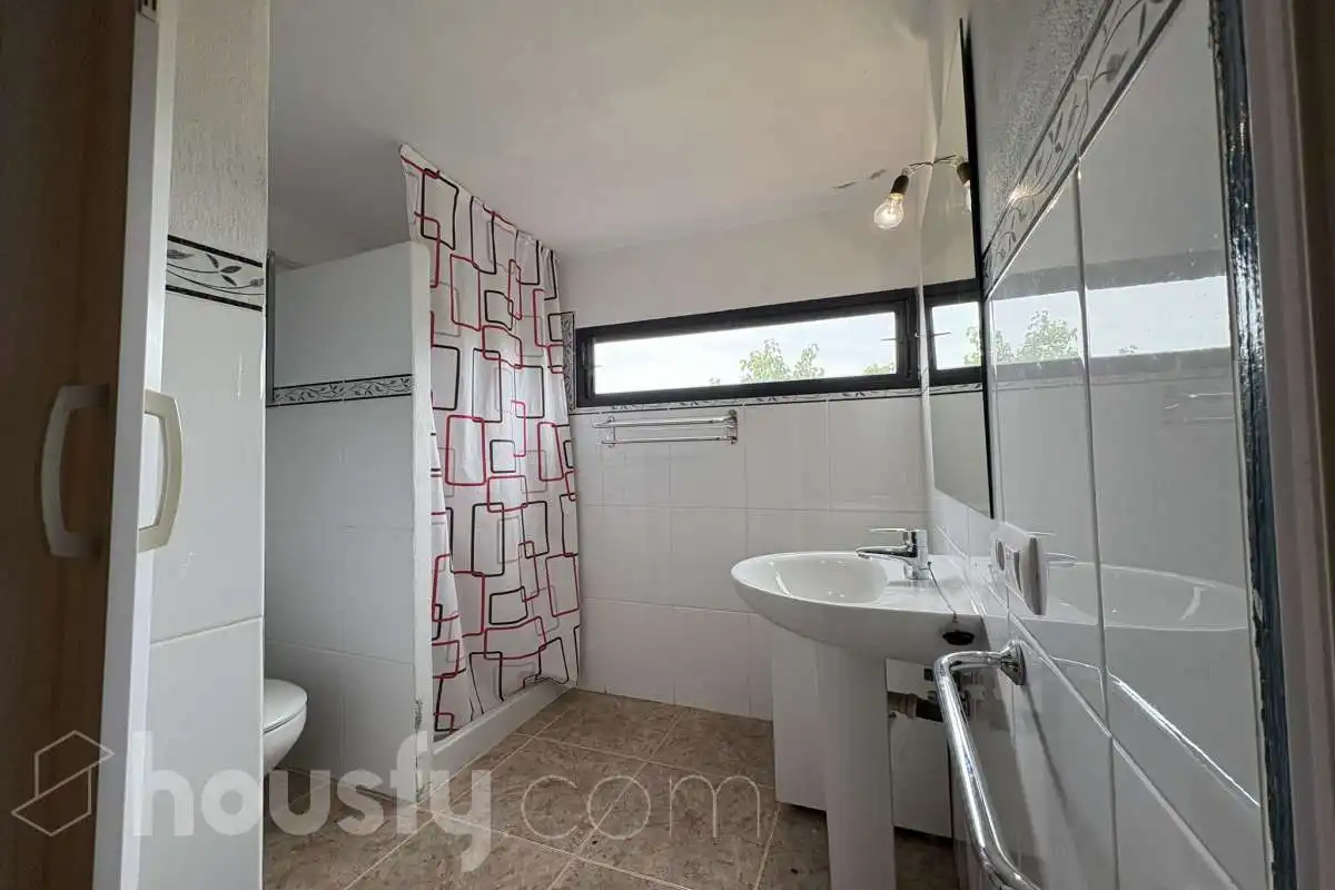 Houses for sale in Avenida Alt emporda, Bàscara