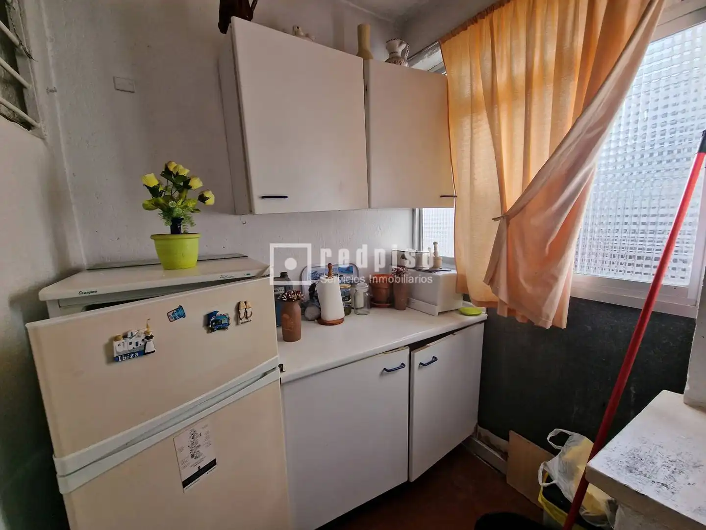 Cuina de Pis en venda en Madrid amb Calefacció, Terrassa i Moblat