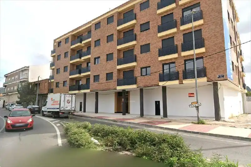 Local comercial en venda a Pedanías Este