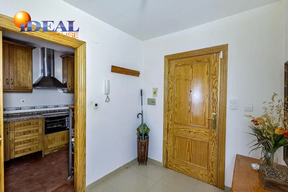 Piso con terraza en venta en Calle SANTA LUCIA, imagen 3