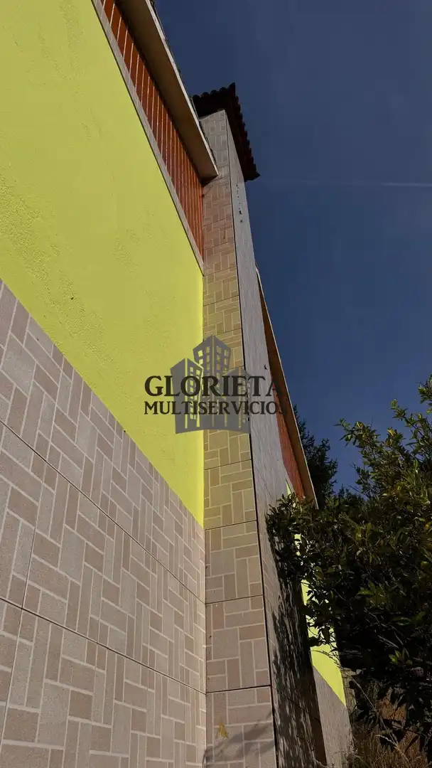Vista exterior de Casa o xalet en venda en Pontevedra Capital  amb Calefacció i Forn