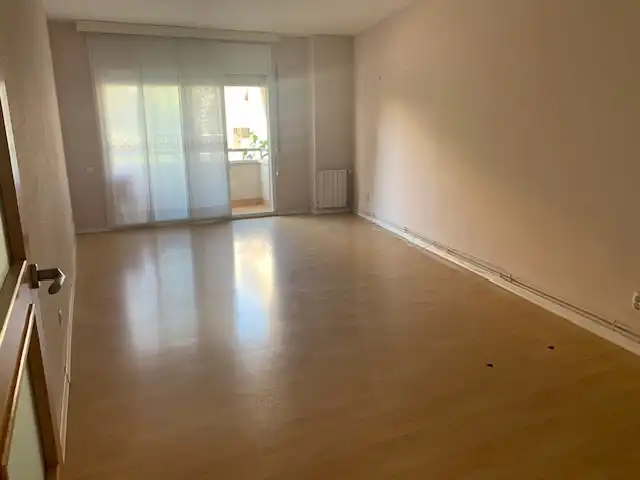 Wohnzimmer von Wohnung zum Verkauf in Badalona mit Klimaanlage, Heizung und Parkett