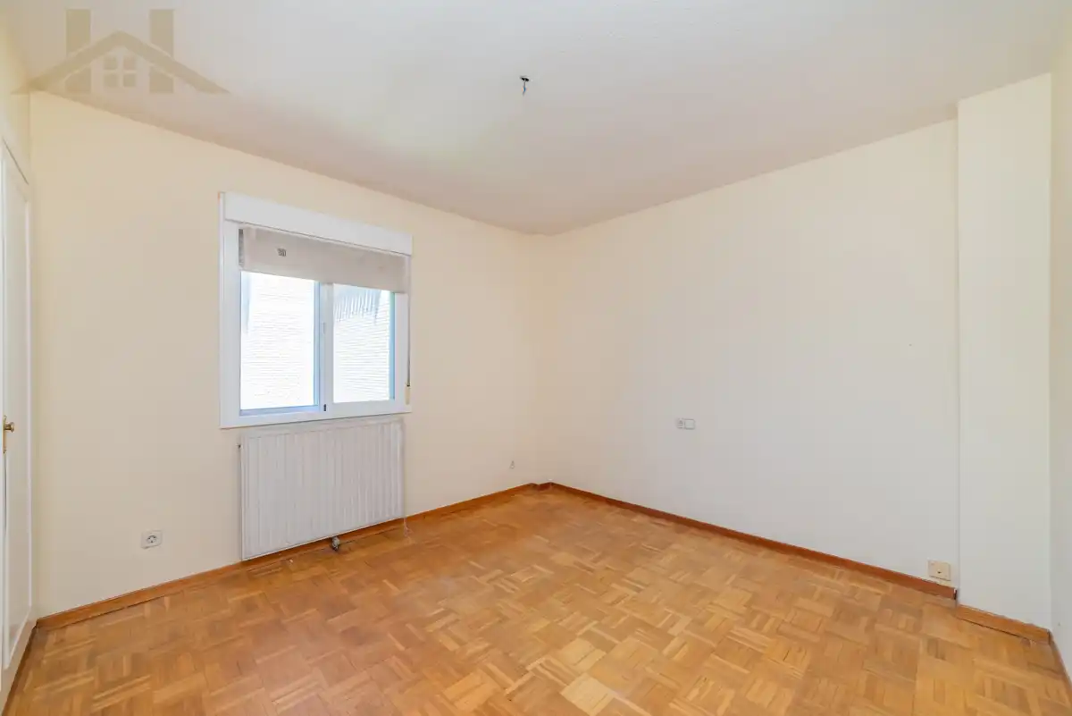 Piso en venta en Colmenar Viejo con Terraza, Trastero y Amueblado