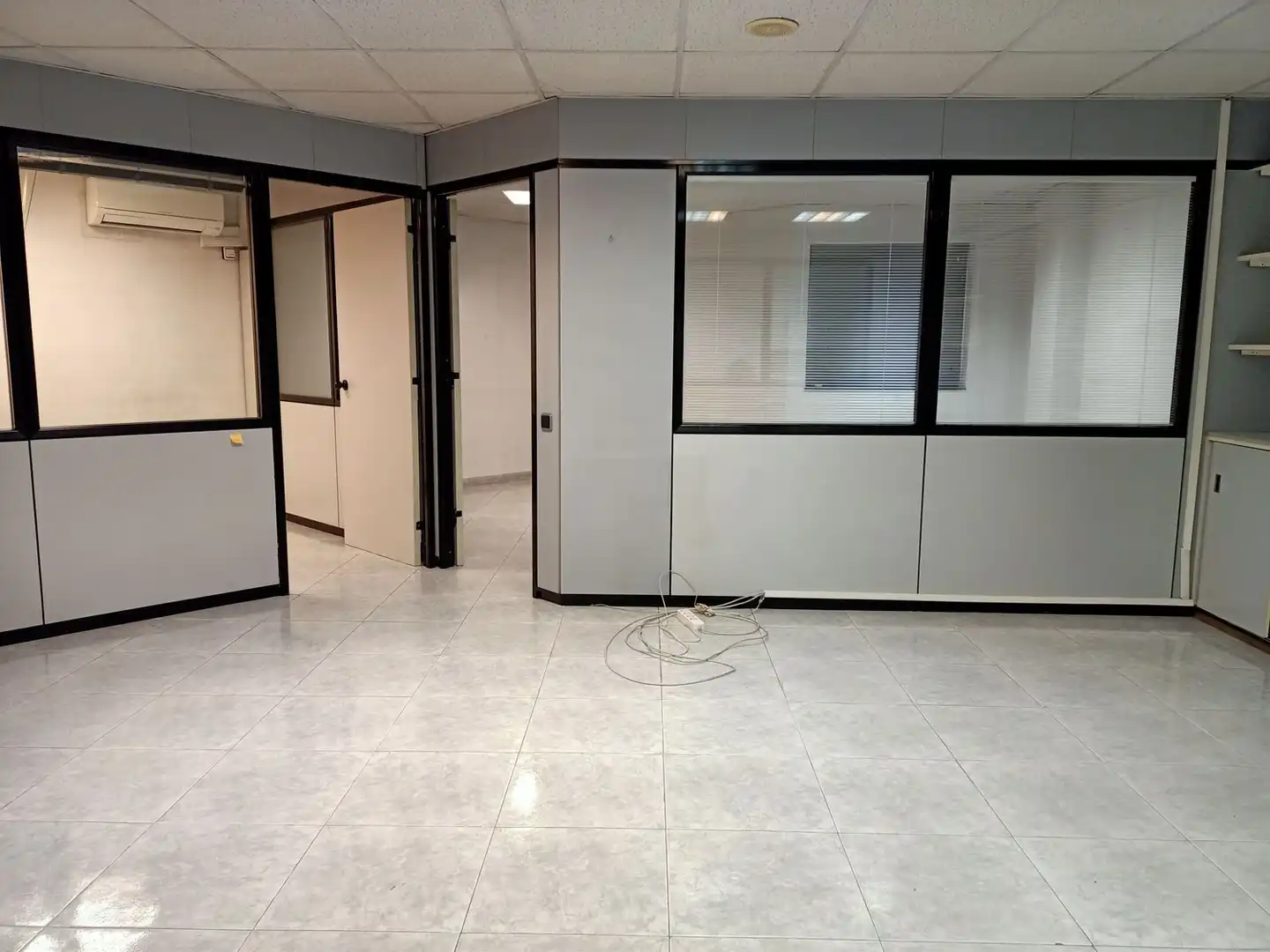Local comercial de lloguer a Calle Francesc Layret 30, imagen 5