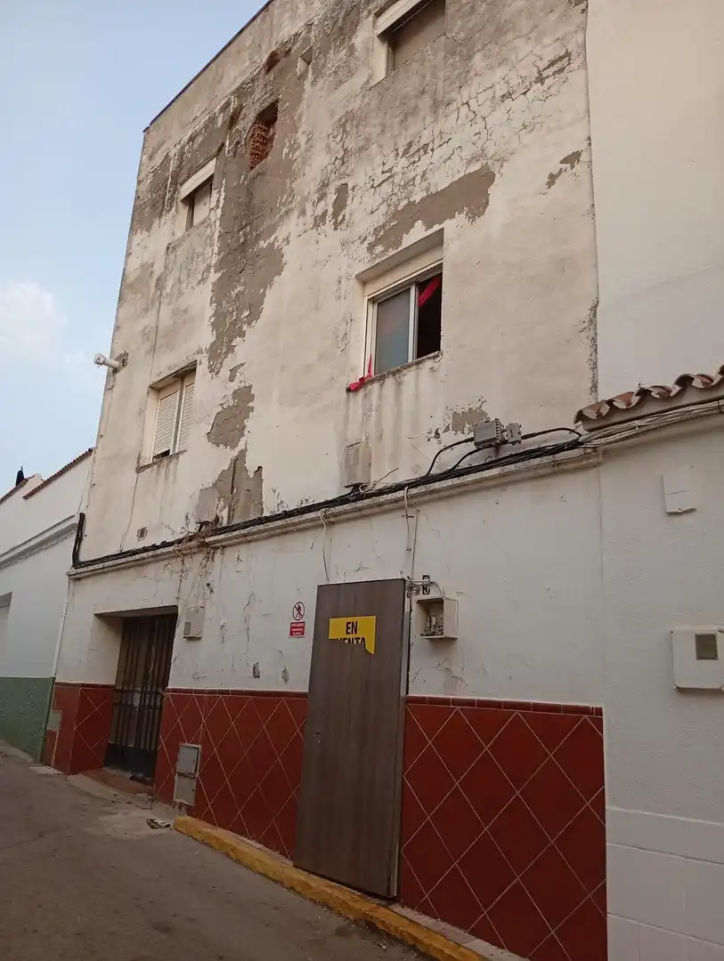 Vista exterior de Pis en venda en Los Barrios