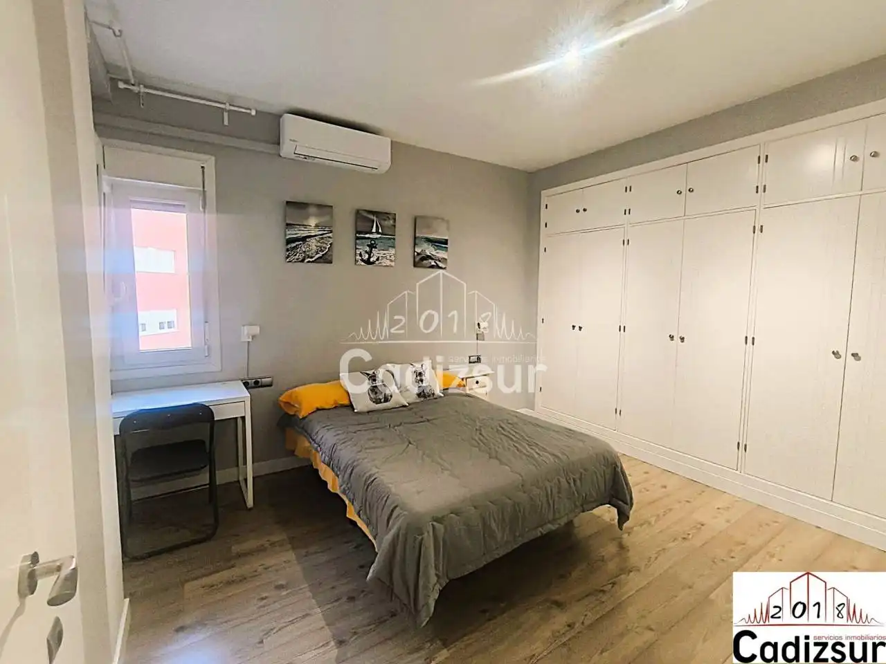 Schlafzimmer von Wohnung zur Miete in Cádiz mit Klimaanlage, Terrasse und Möbliert