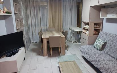 Sala d'estar de Apartament en venda en Benidorm amb Aire condicionat, Calefacció i Moblat