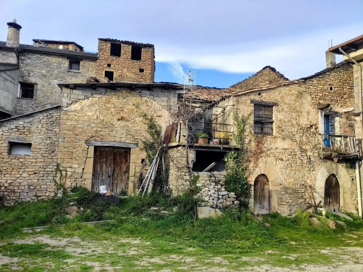 Vista exterior de Casa o xalet en venda en Boltaña amb Jardí privat i Traster