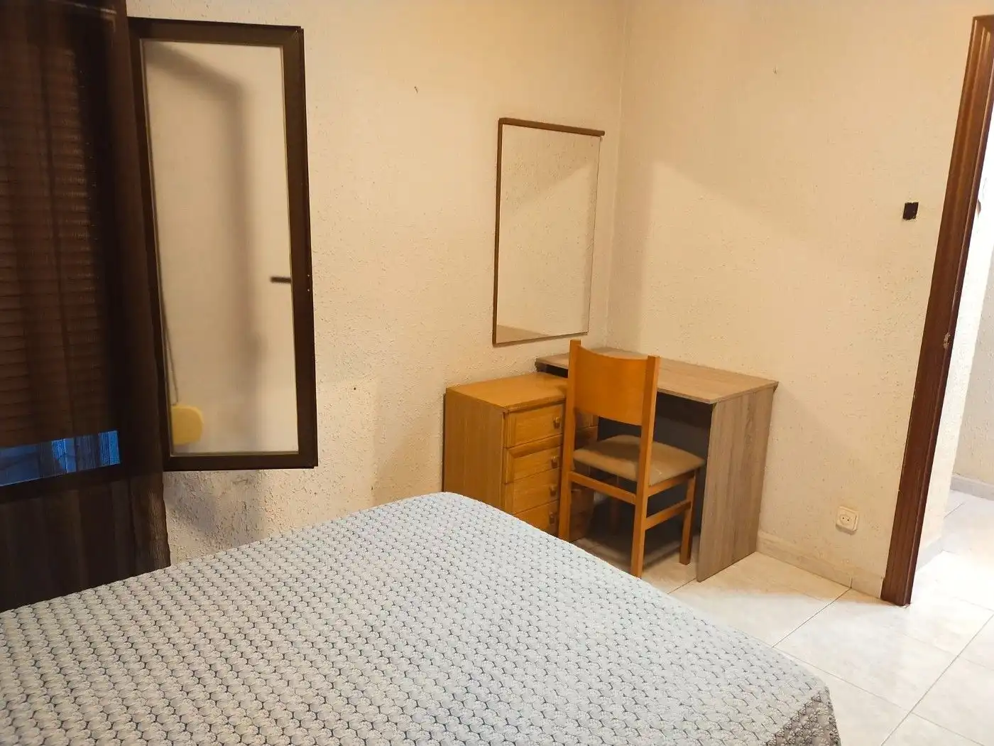 Habitación de Piso de alquiler en Tarragona con Amueblado, Horno y Lavadora