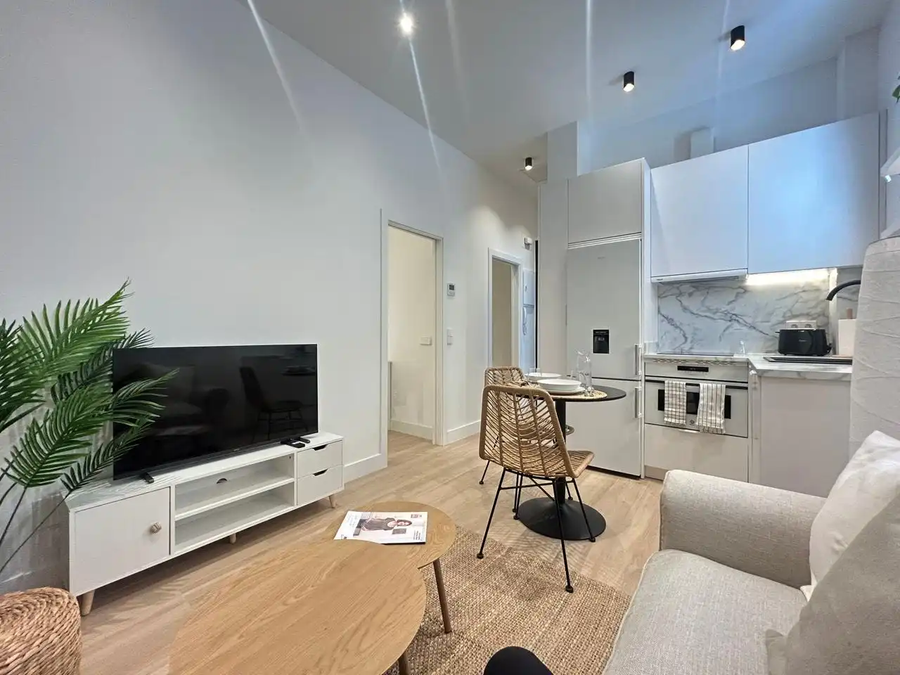 Wohnzimmer von Erdgeschoss zum Verkauf in Madrid