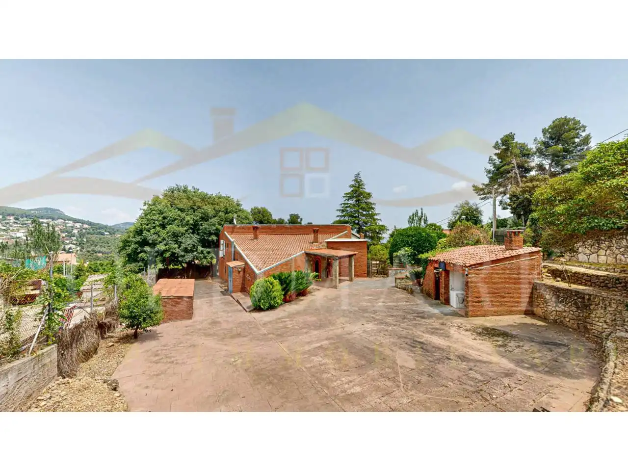 Jardí de Casa o xalet en venda en Corbera de Llobregat amb Aire condicionat, Calefacció i Jardí privat