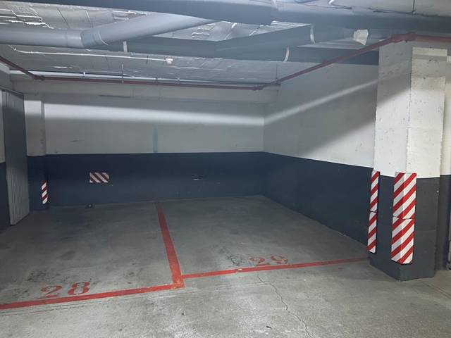 Garaje en Venta en Rambla Badal en La Bordeta