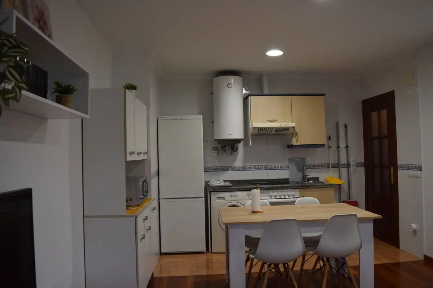 Kitchen of Flat for sale in El Franco 