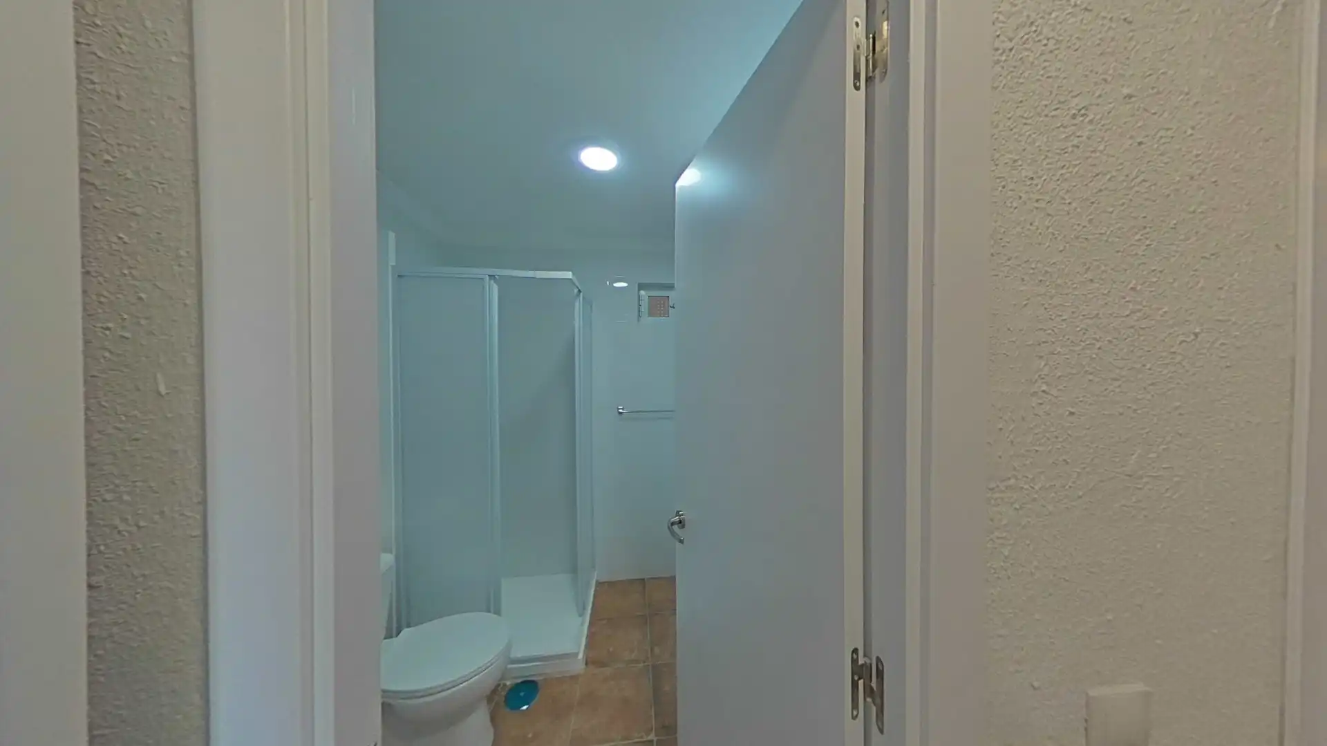 Baño de Piso en venta en Fuenlabrada con Calefacción