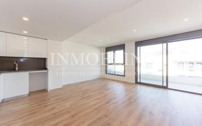 Living room of Flat for sale in Mataró  with Heating, Terrace and Balcony